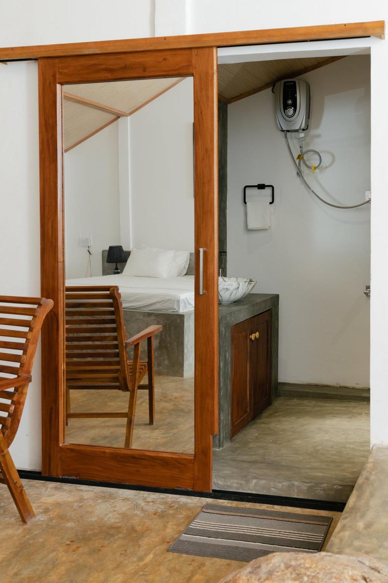 The By Eco * Galle